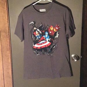 Marvel Avengers Medium T-Shirt NWOT
